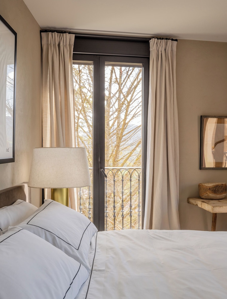 Standard Double or Twin Room photo 2
