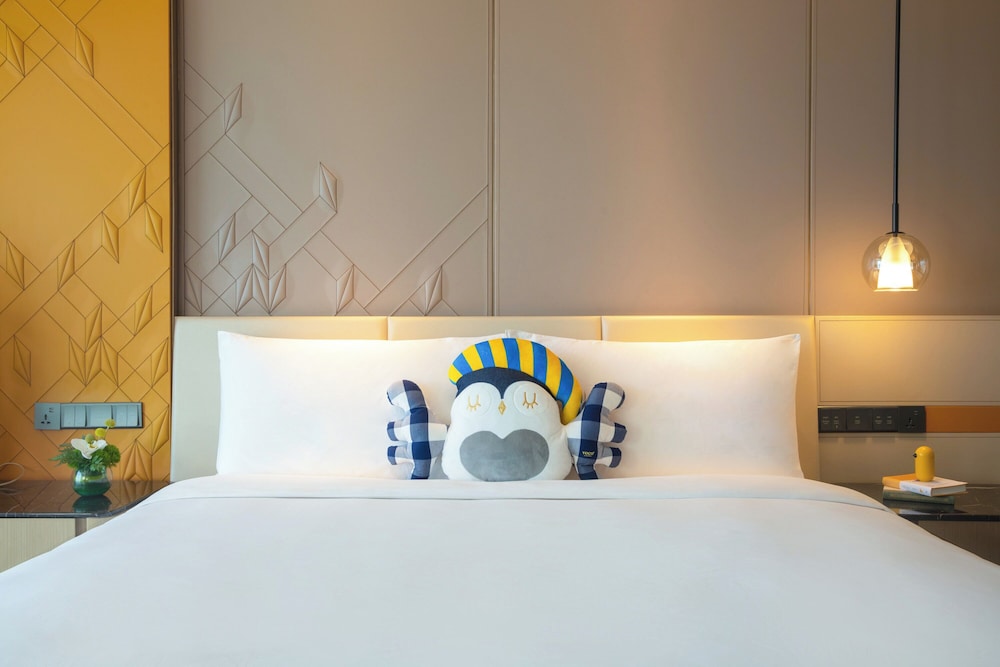 Standard Room, 1 King Bed (High Floor)