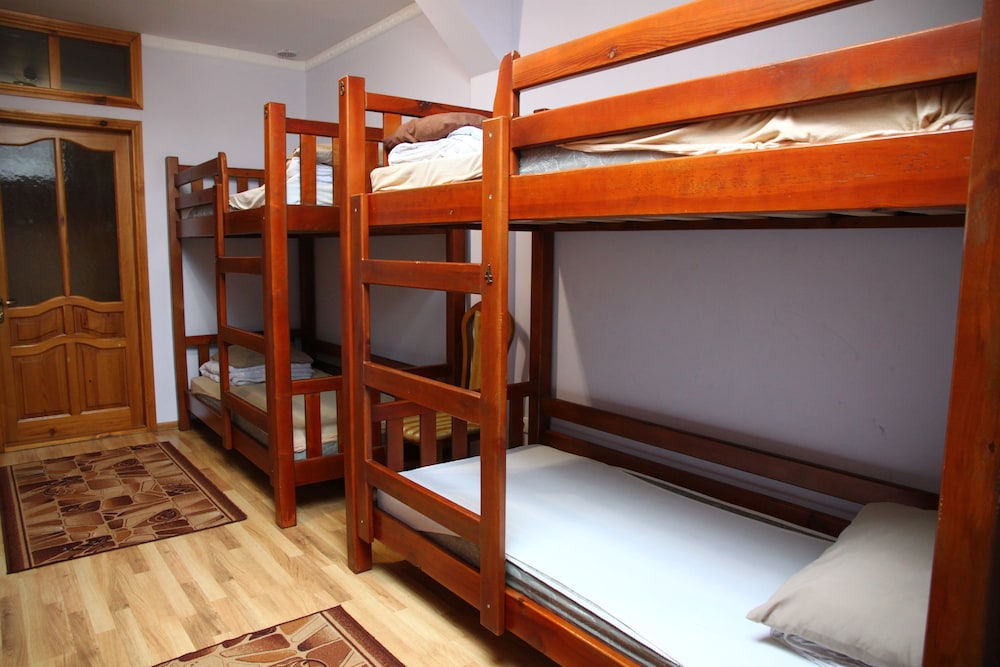 Bed In 6-Bed Mixed Dormitory Room photo 2