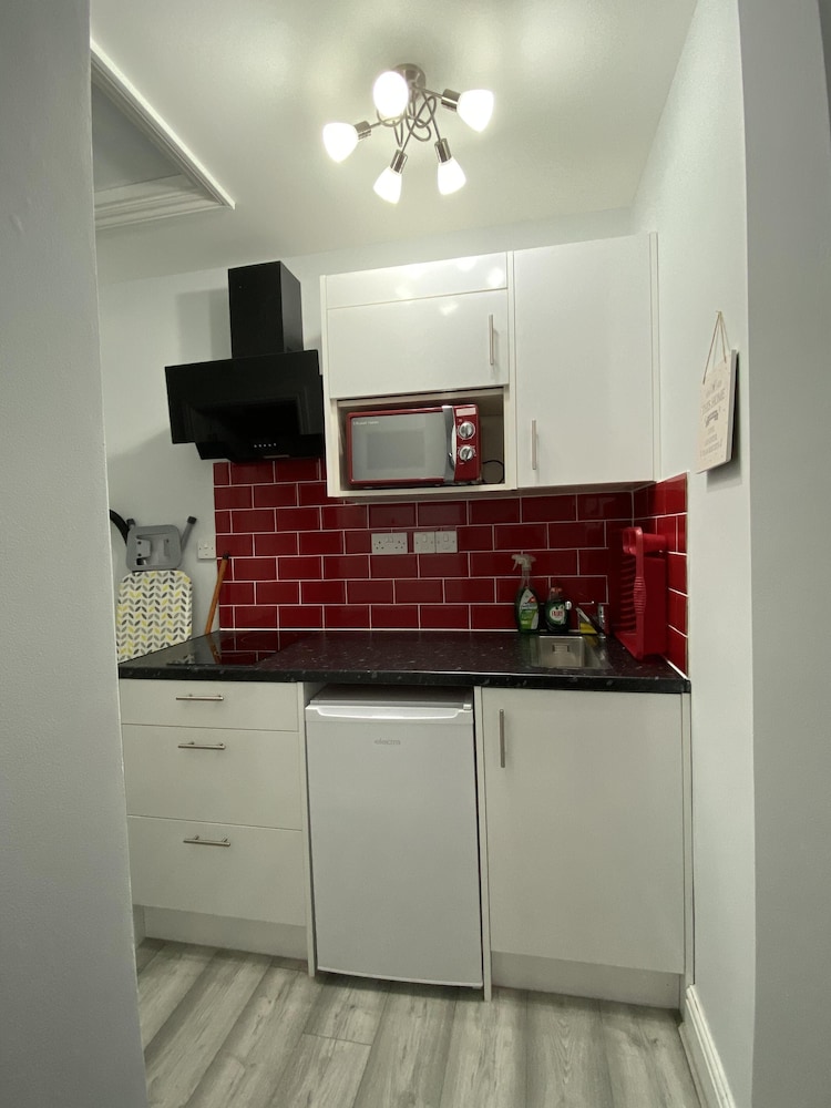 Studio, Private Bathroom