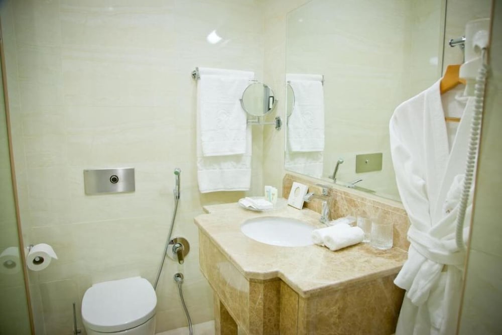 Standard Double Room, Balcony, City View photo 3