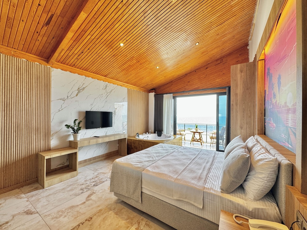 Luxury Room, Sea View photo 1