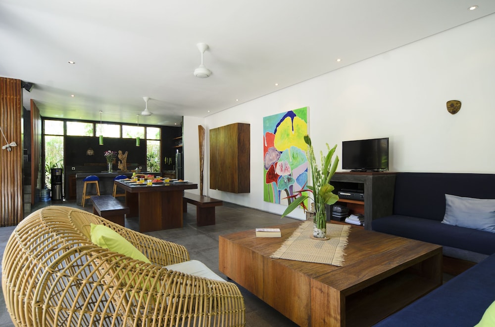 Family Villa, 3 Bedrooms, Private Pool photo 2