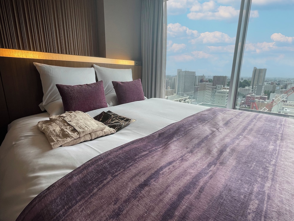Double Room (with Shower booth) - Photo 4