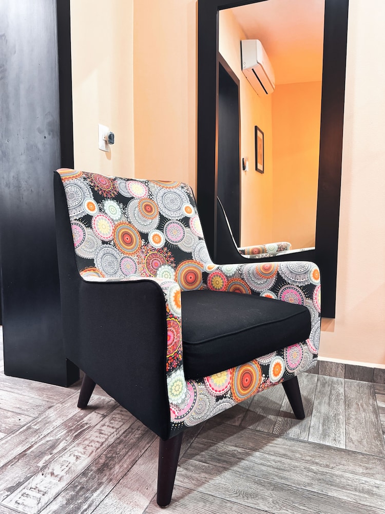 Deluxe Double Room, 1 Bedroom, Garden View, Ground Floor photo 2