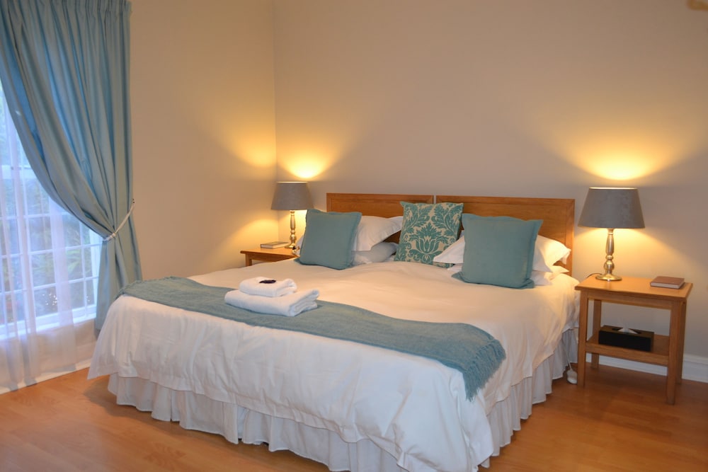 Standard Room, 1 Bedroom - Photo 1