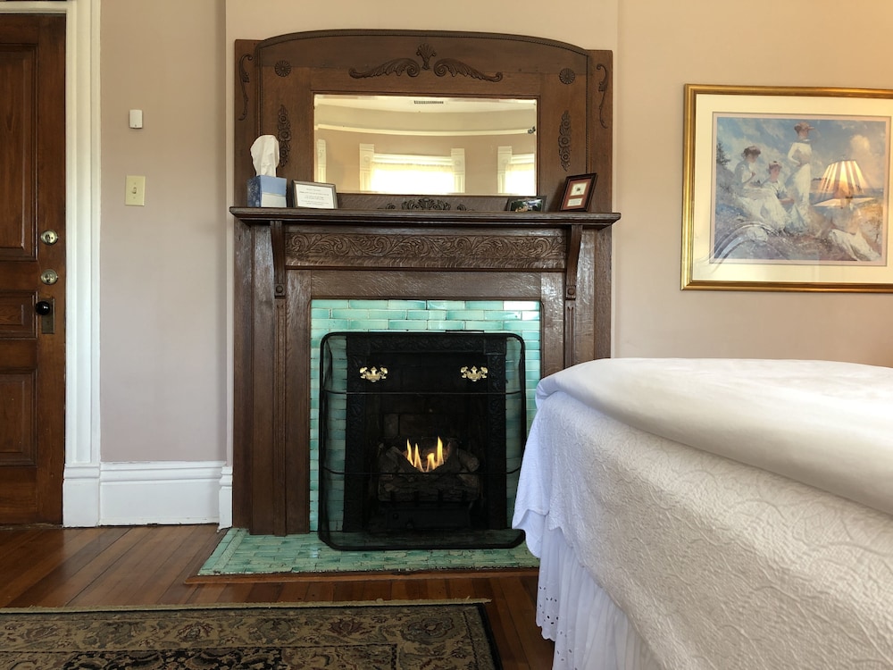 Rose room