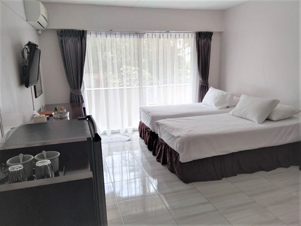 Standard Twin Room photo 1