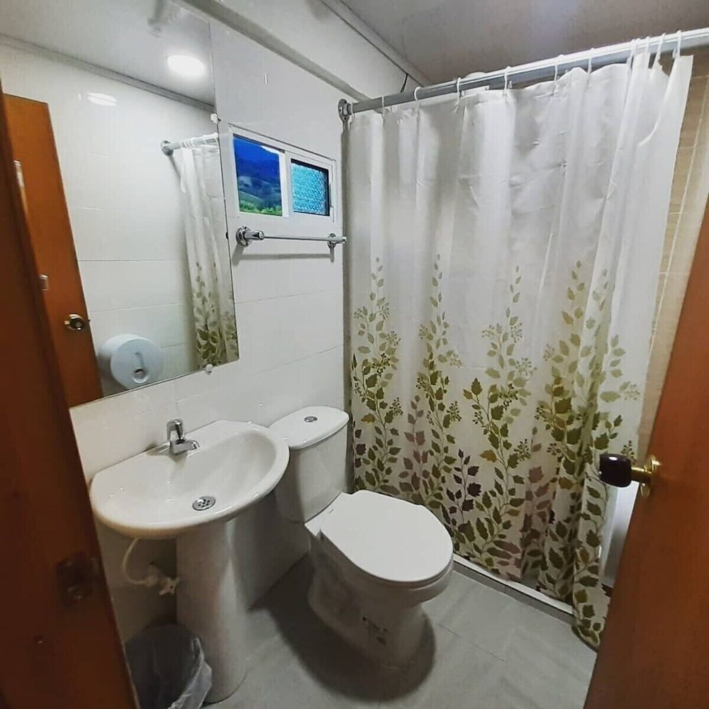 Basic Double Room photo 2