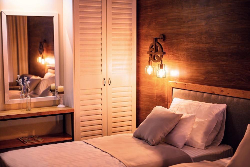 Standard Double Room - Photo 5
