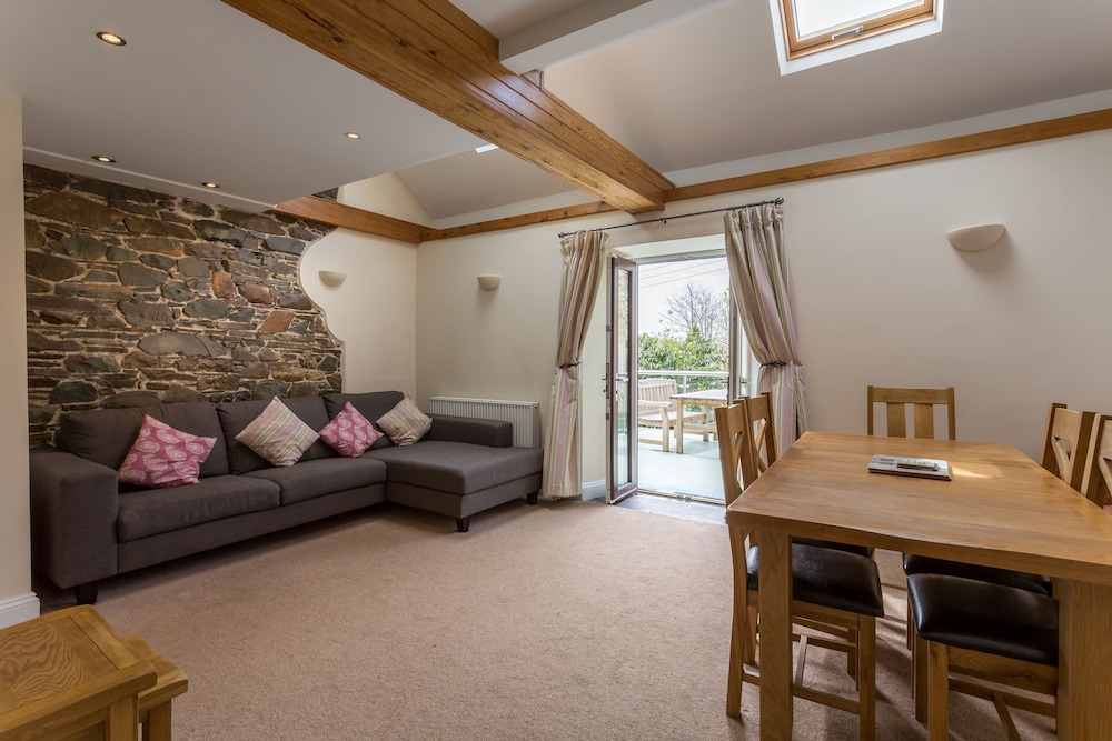 Family Apartment, 1 Bedroom (Windemere)