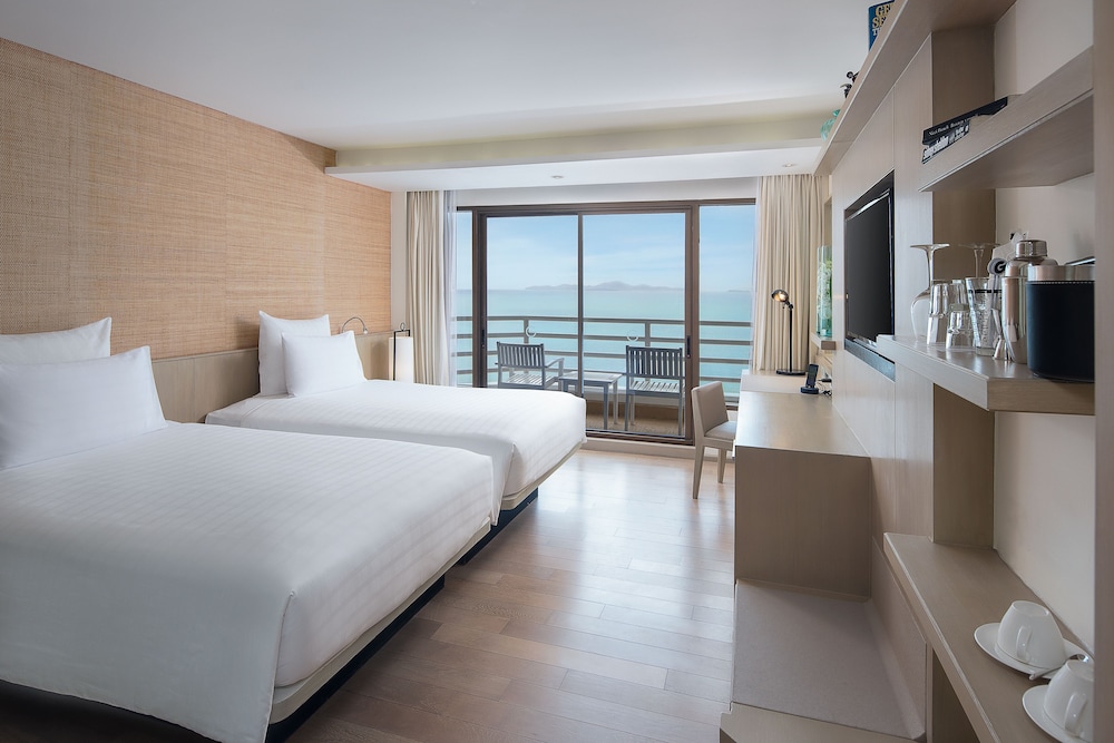 Executive Room, 2 Twin Beds, Club Lounge Access, Sea View