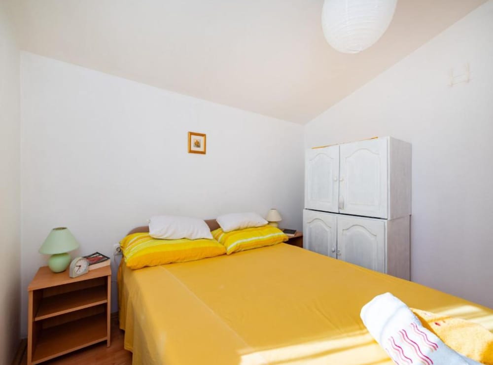 House (Three Bedroom House With Sea View) photo 2