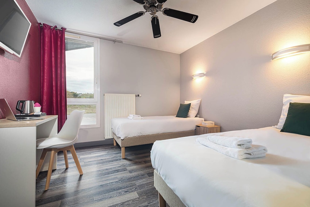 Triple Room - Photo 1