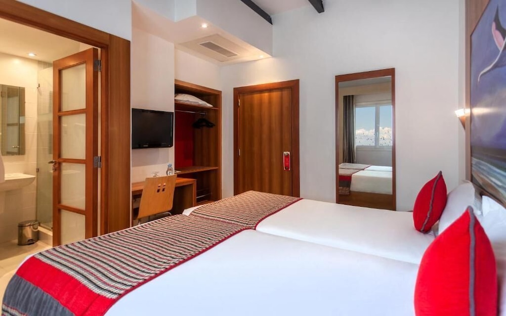 Superior Room - Photo 3
