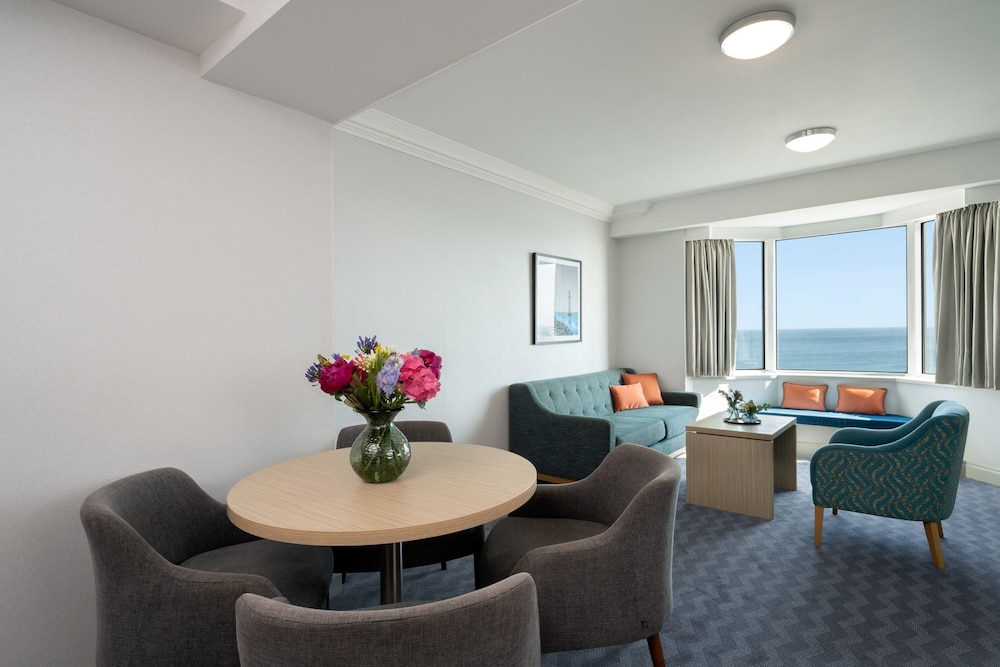 Senior Studio Suite, Sea View