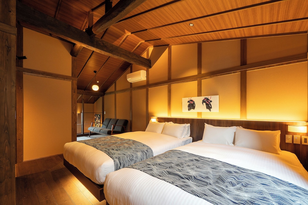 YUZEN photo 1