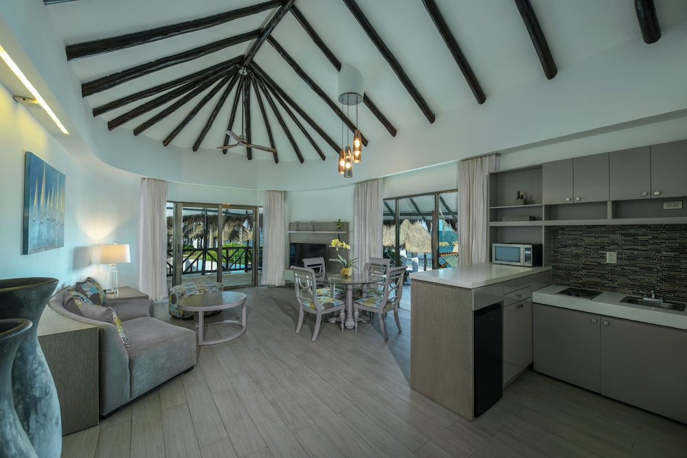 Presidential Casita Suite