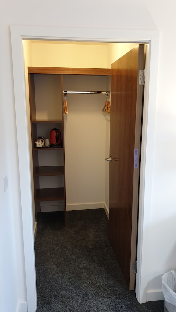 Twin Room - Photo 2