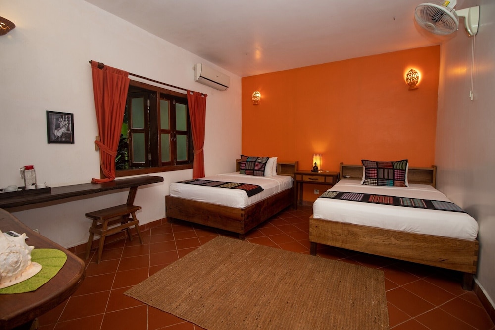 Standard Twin Room photo 3