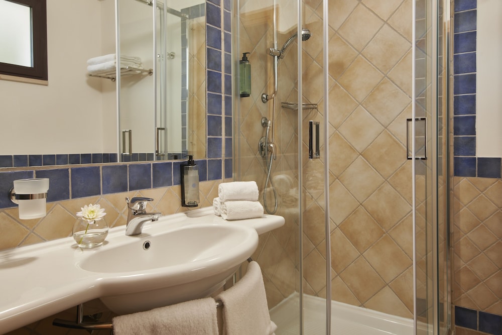 Classic Double Room, Garden View - Photo 2