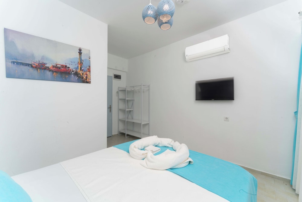 Standard Room - Photo 9