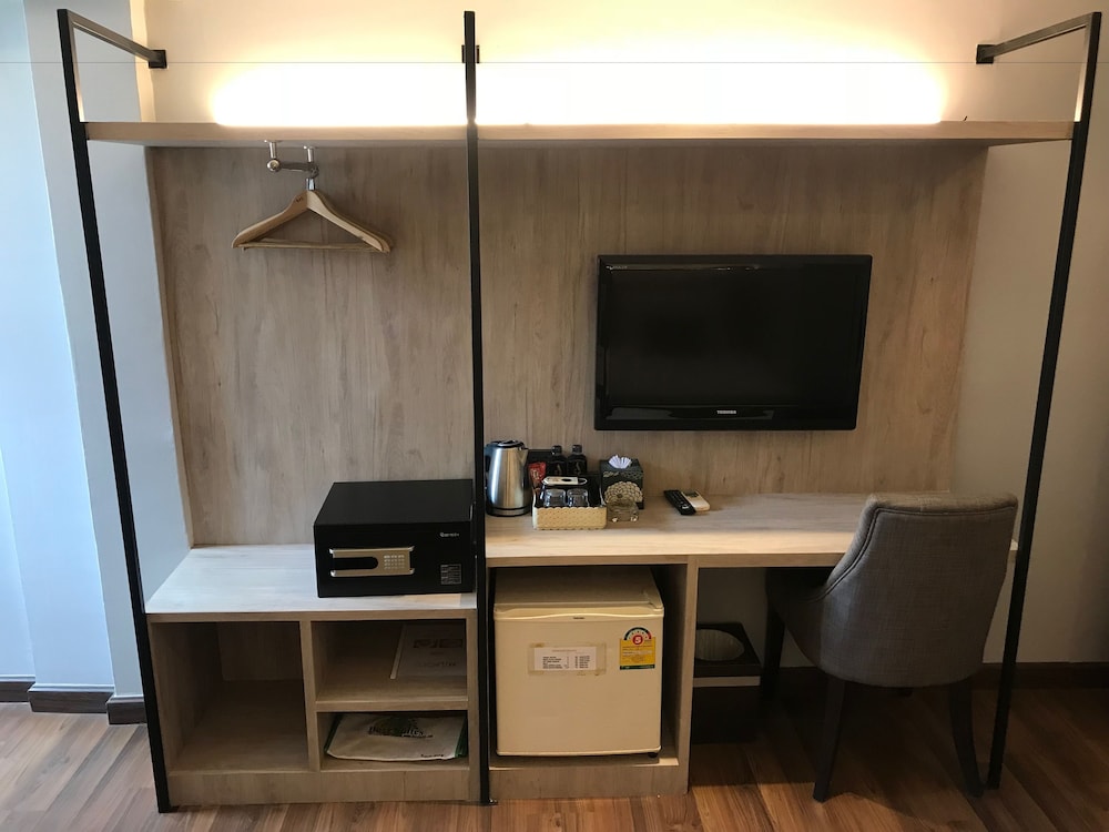 Family Room photo 2