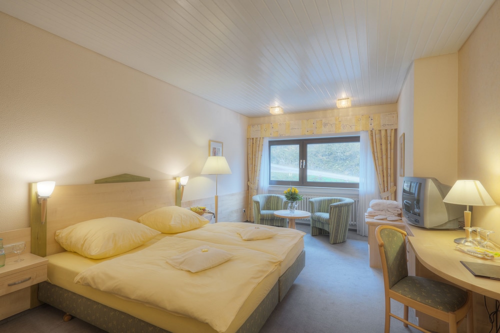 Standard Single Room (Forest View) photo 1