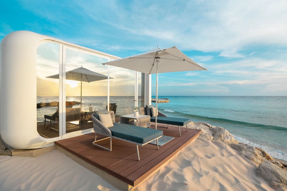 Preferred Club Mare Beachfront Bungalow King