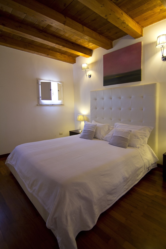 Executive Double Room photo 2