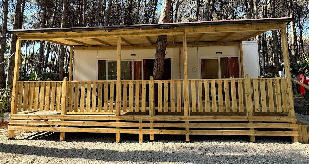 Deluxe Mobile Home, 2 Bedrooms photo 1