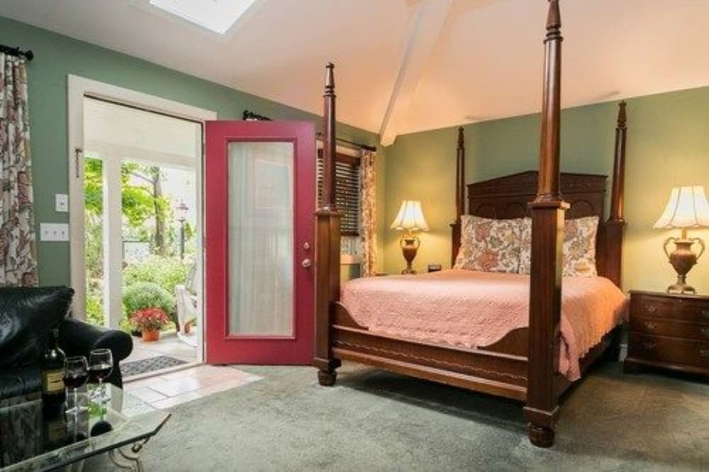 Suite, Non Smoking, Private Bathroom (Cottage or Suite) photo 1
