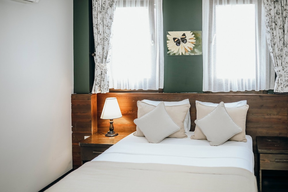 Basic Double Room photo 1