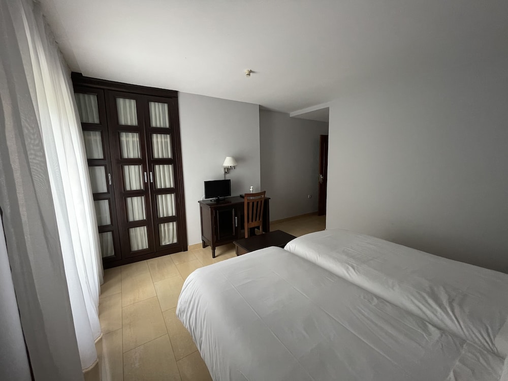 Double Or Twin Room photo 2