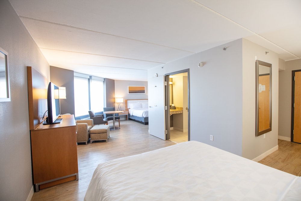 Standard Room, 2 Double Beds, Roll-in Shower (Mobility, Roll-In Shower) - Photo 1