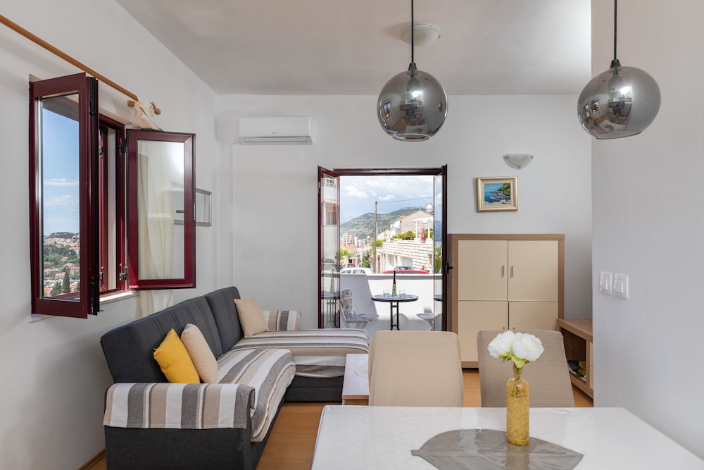 One Bedroom Apartment GORDANA
