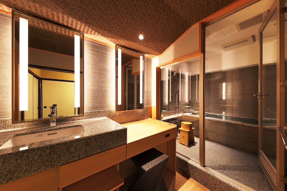 Classic Room, Non Smoking, Garden View (Japanese-Style, 5 Person Occupancy) photo 3