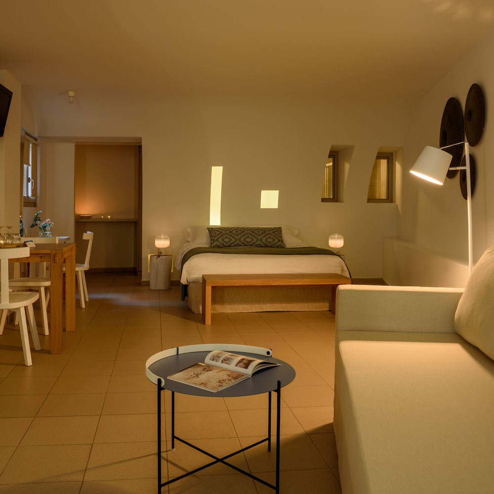 Superior Suite, Jetted Tub, Sea View - Photo 8