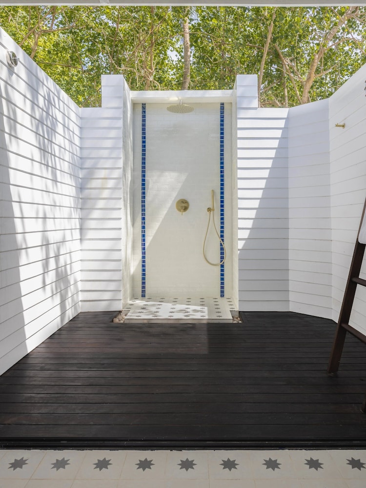 Deluxe Room, 1 Double Bed (Sunset Deluxe Beach Pool Villa) - Photo 3