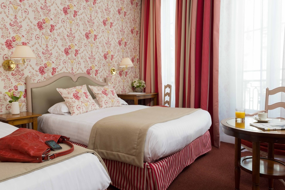 Superior Double or Twin Room photo 2