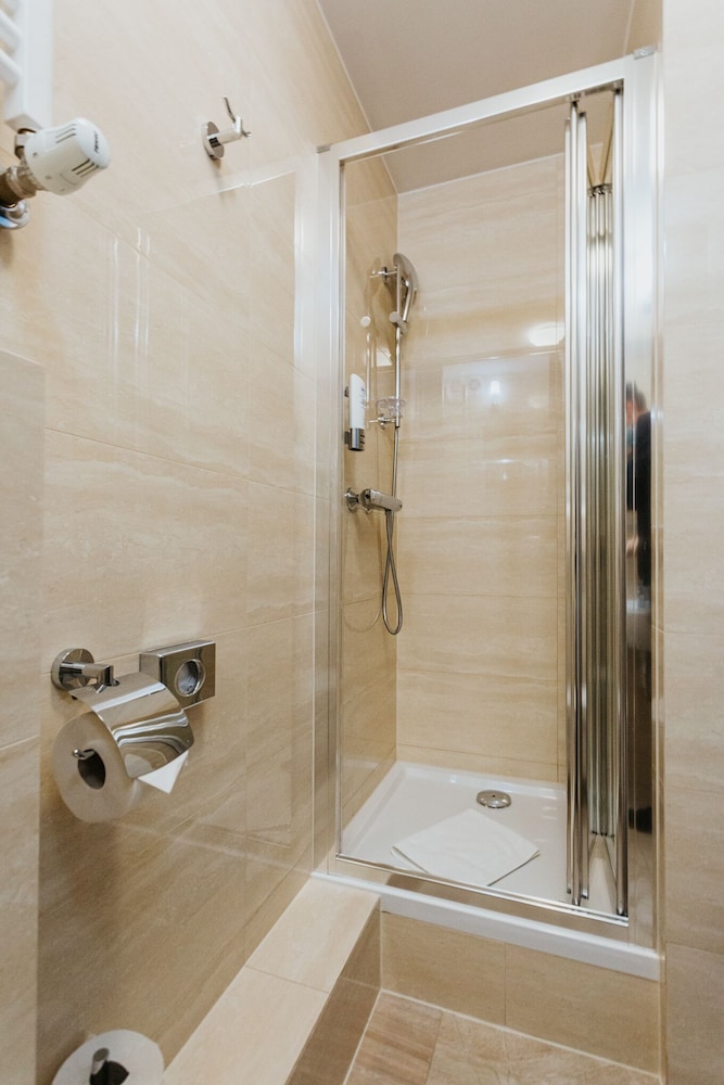 Classic Double Room - Photo 5