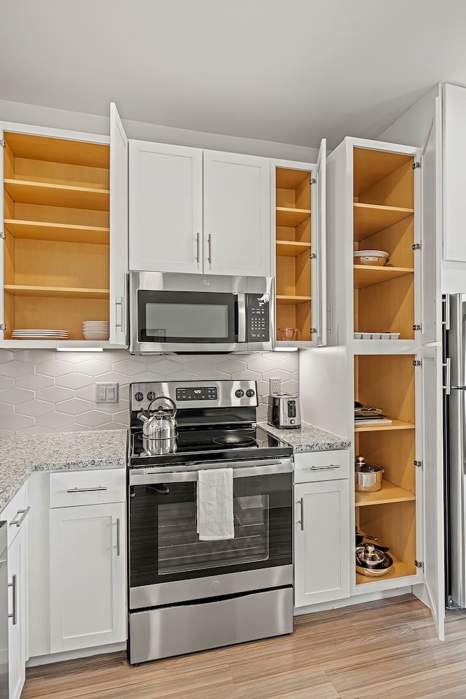 Premium Apartment, 1 Bedroom, Accessible - Photo 21