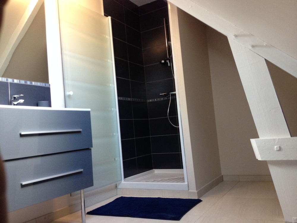 Comfort Triple Room, Private Bathroom, Garden View photo 2