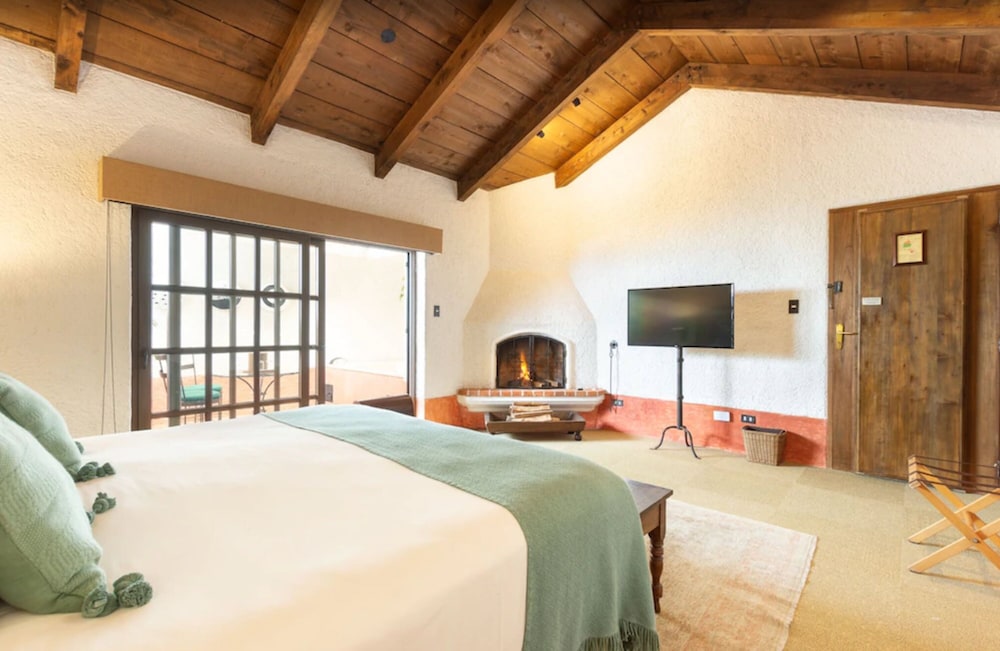 Standard Room, 1 King Bed, Jetted Tub (All rooms are different)