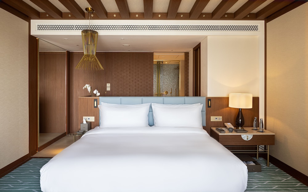 Deluxe Room (Ocean) - Photo 9