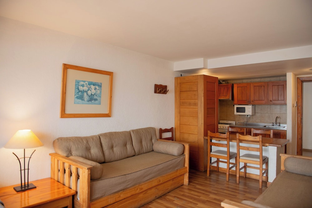 Family Apartment, 1 Bedroom, Lake View (5  people)