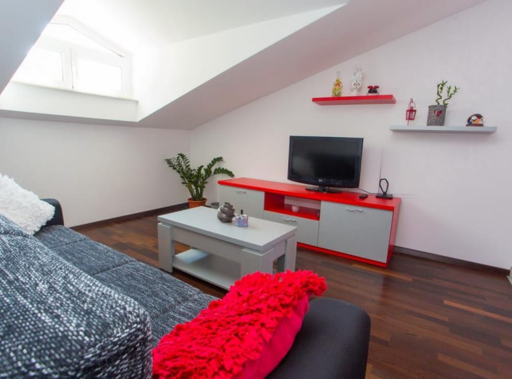 Apartment (One Bedroom Apartment with Sea View)