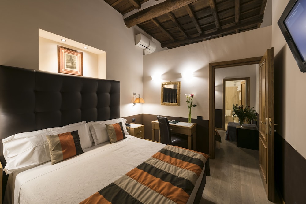Club Double or Twin Room, Annex Building (with extra bed) photo 3