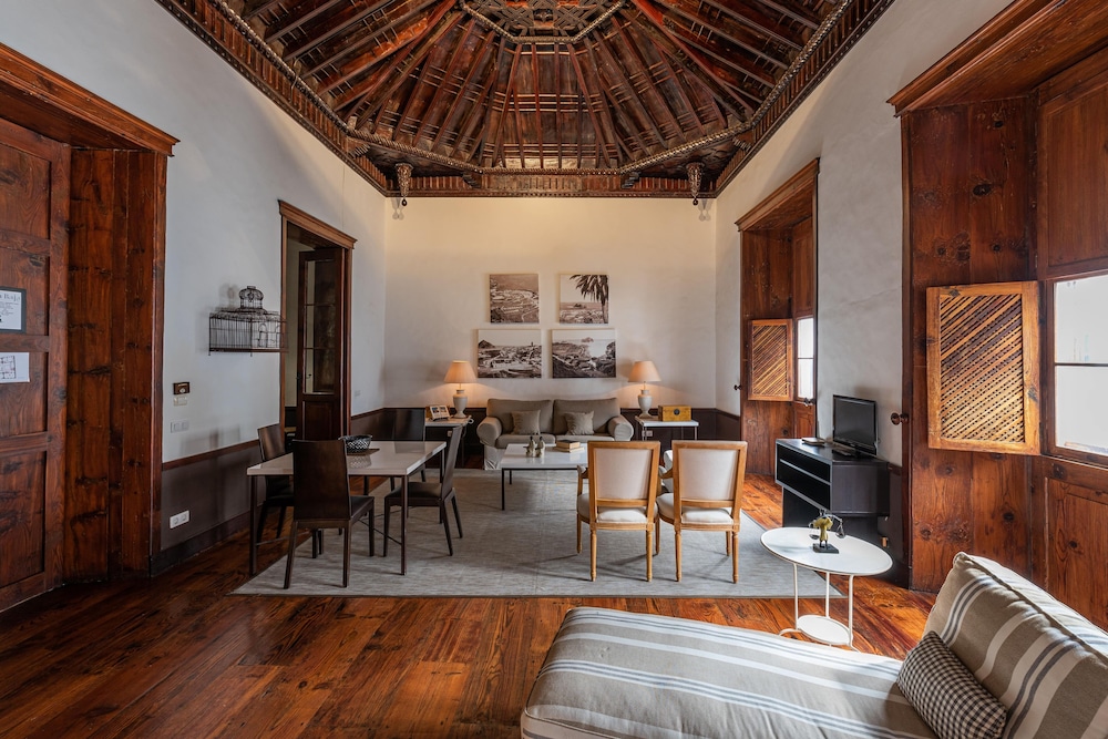 SUITE PRINCIPAL- ISLA BAJA SUITES photo 3