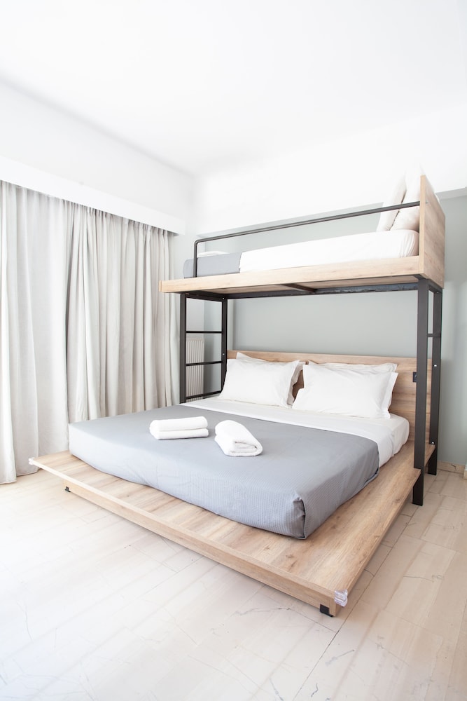 Comfort Studio (for 3)